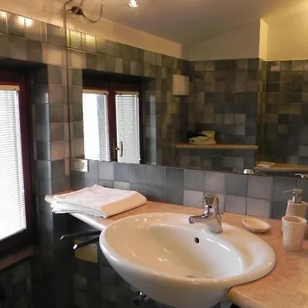 Cipriani Bed & Breakfast *